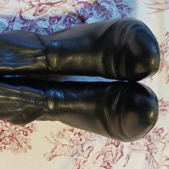 Cole Haan Nike Air heeled black leather boots women's size 8.5 - Picture 3 of 11